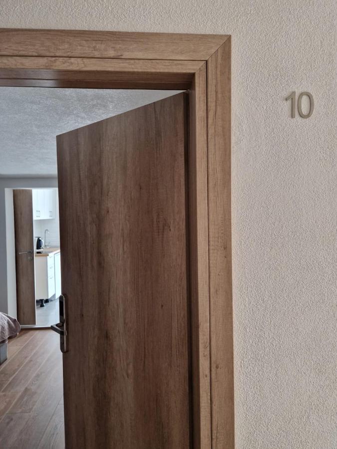 Apartments Petrovic Makarska Exterior foto